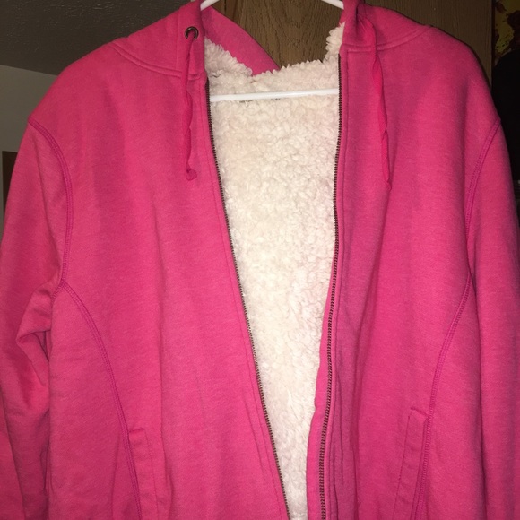 Zip up jacket - Picture 1 of 3